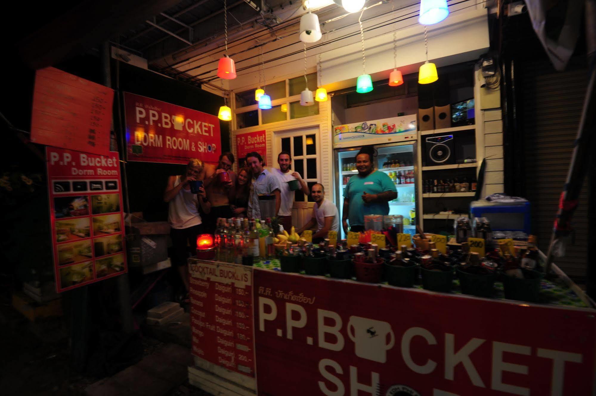 Phi Phi Bucket Hostel Phi Phi Don Exterior foto